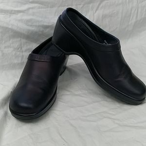 Women's Dansko open back mules size 40